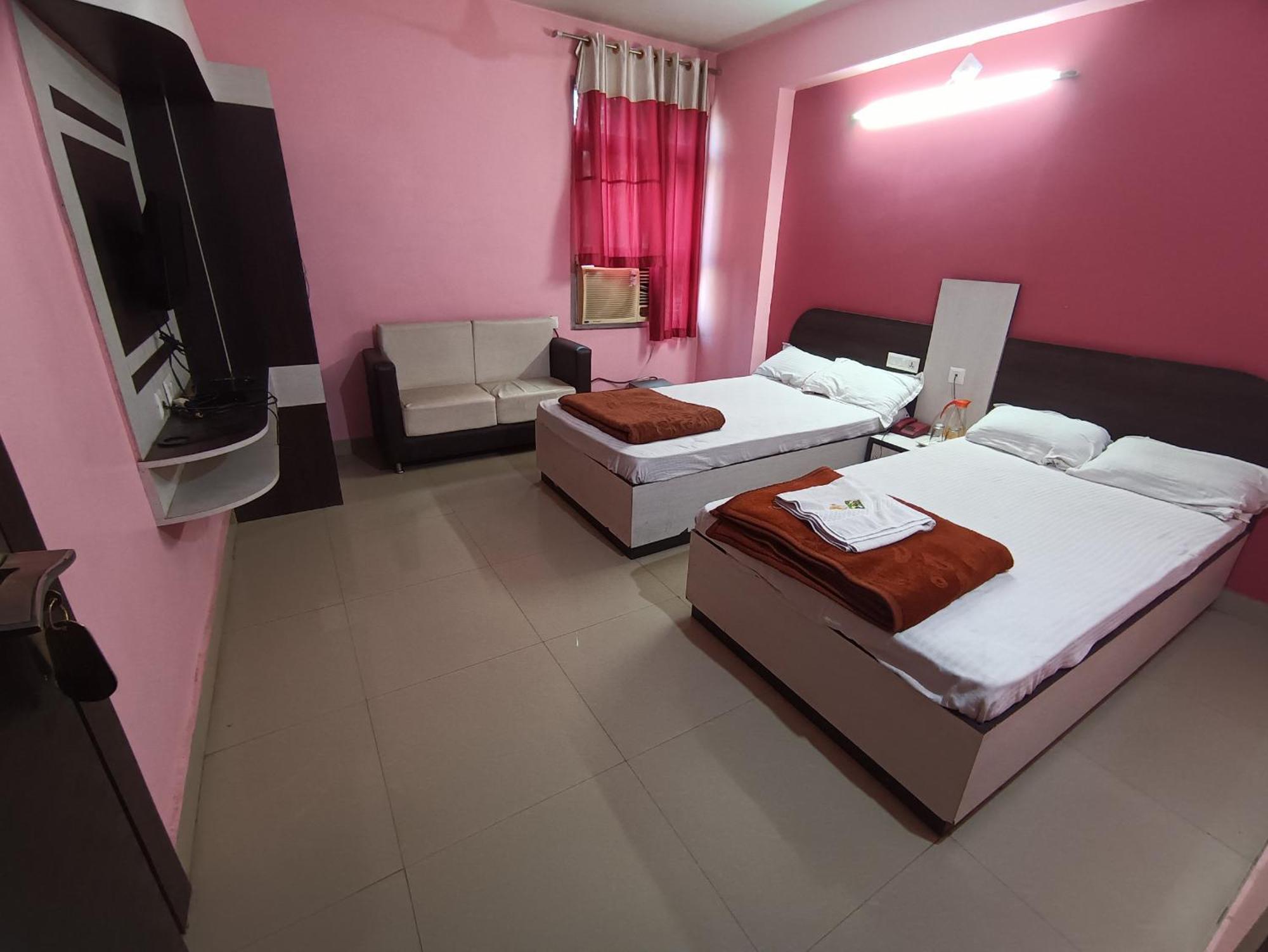 Hotel Viraat Inn Gaya Exteriér fotografie