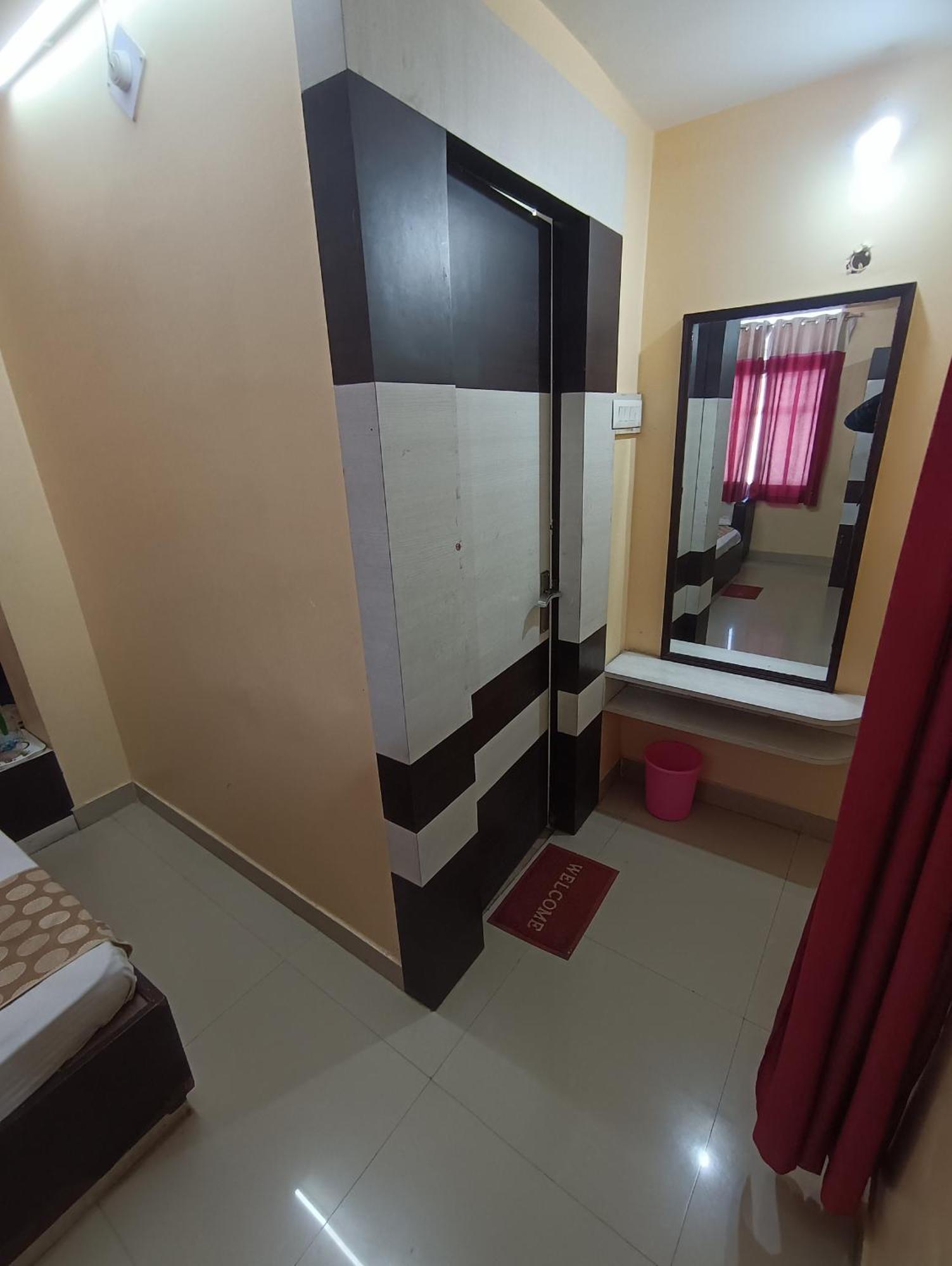 Hotel Viraat Inn Gaya Exteriér fotografie