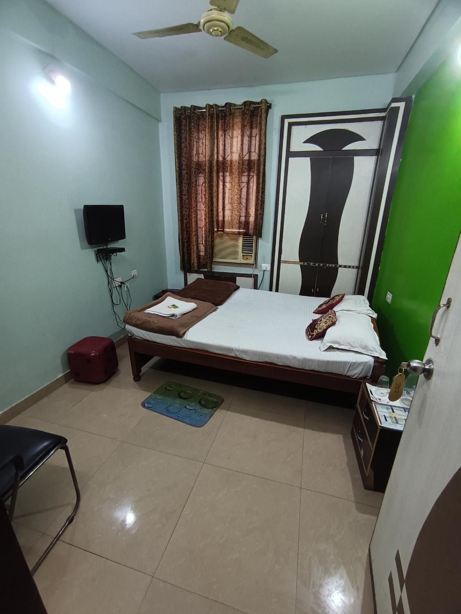 Hotel Viraat Inn Gaya Exteriér fotografie